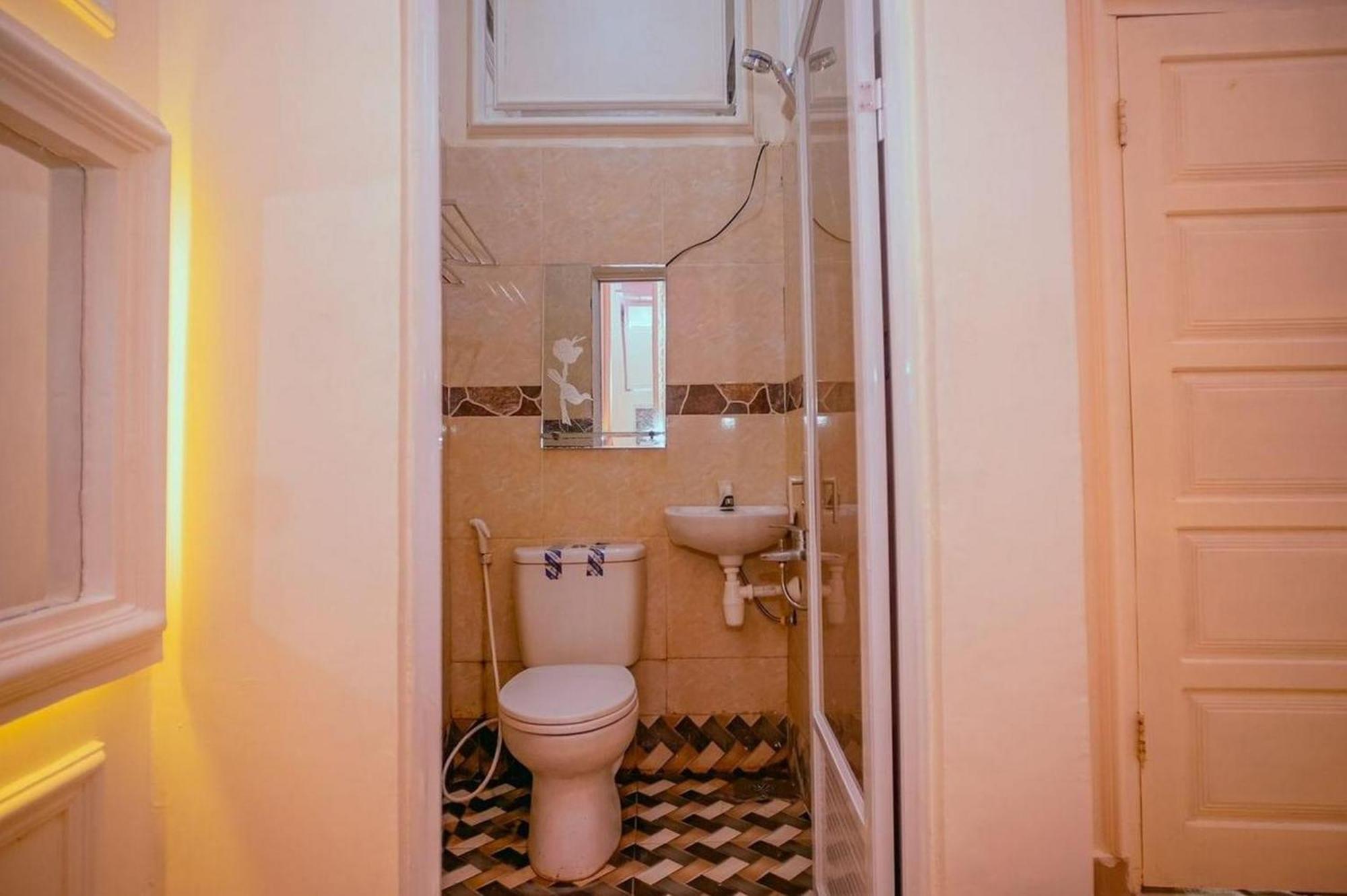The One Hotel Gorontalo Mitra Reddoorz Telaga Exterior photo
